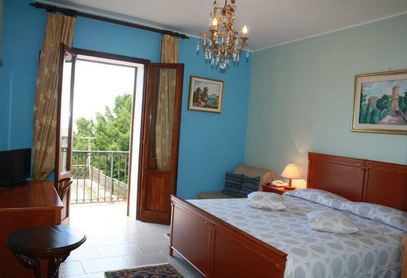 バルコニー付きスタンダードルーム, Edelweiss