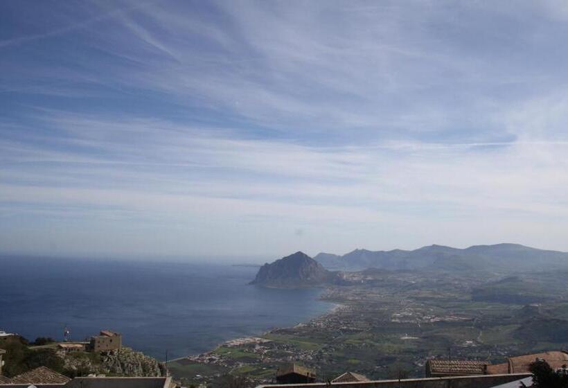 バルコニー付きスタンダードルーム, Edelweiss