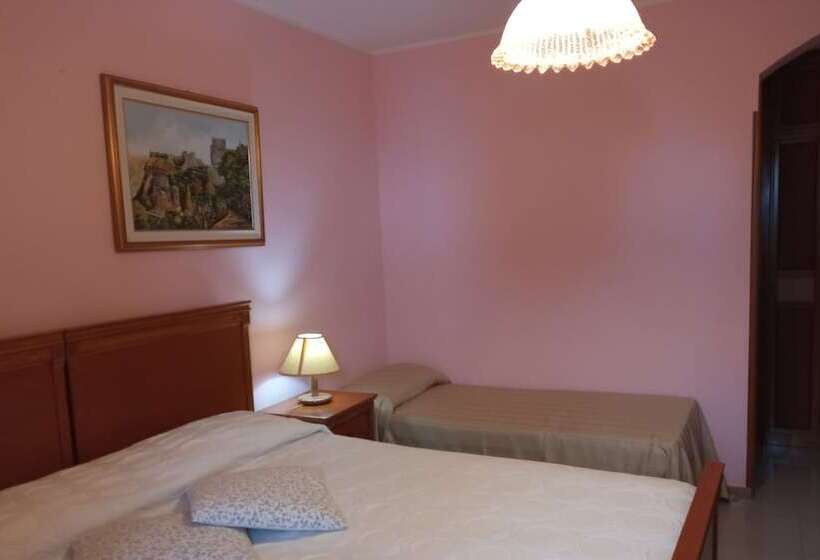 スタンダードトリプルルーム, Edelweiss