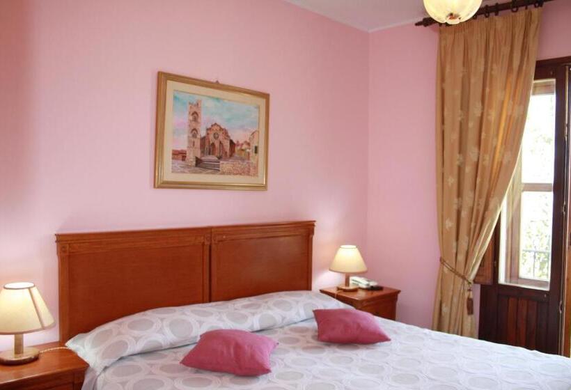 スタンダードトリプルルーム, Edelweiss