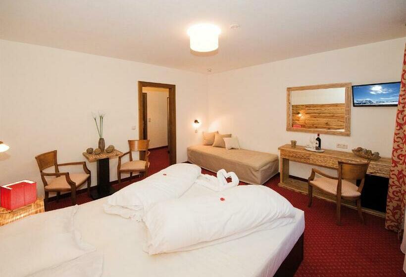 اتاق سوپریور با بالکن, Panorama Landhaus Joker Card Included In Summer