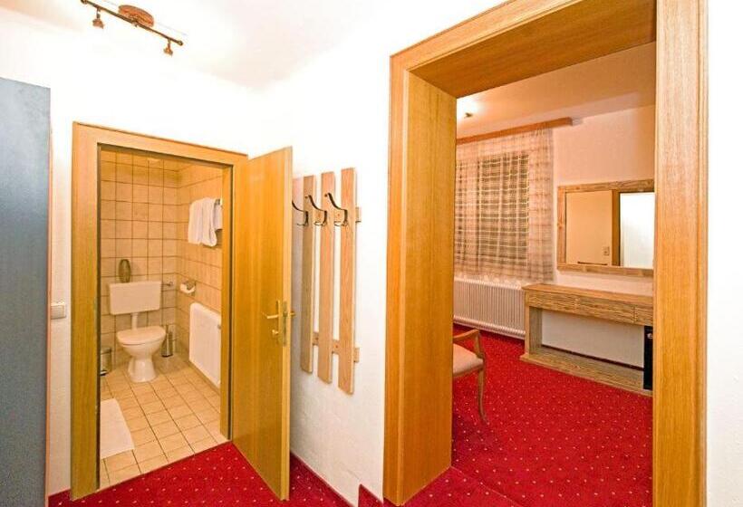 Economy Triple Room, Panorama Landhaus Joker Card Included In Summer