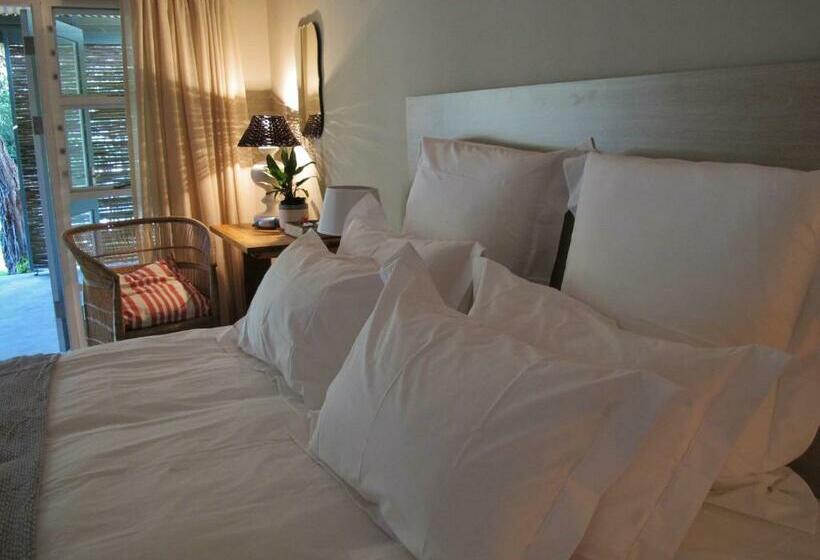 סוויטה נוף להרים, Eight On Tuin