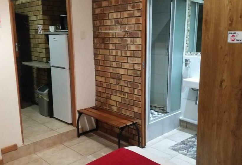 스탠다드 트리플 룸, Windmill Guest House Bloemfontein