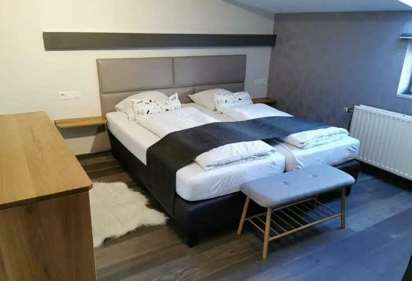 اتاق استاندارد سه نفره, Hôtel Belair Ravel Etape