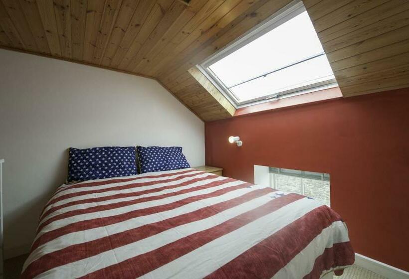 スイート（家族用）, The Dyehouse