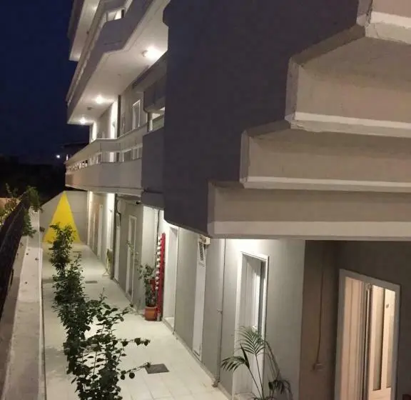 اتاق استاندارد در طبقه همکف, Alkyonides Boutique
