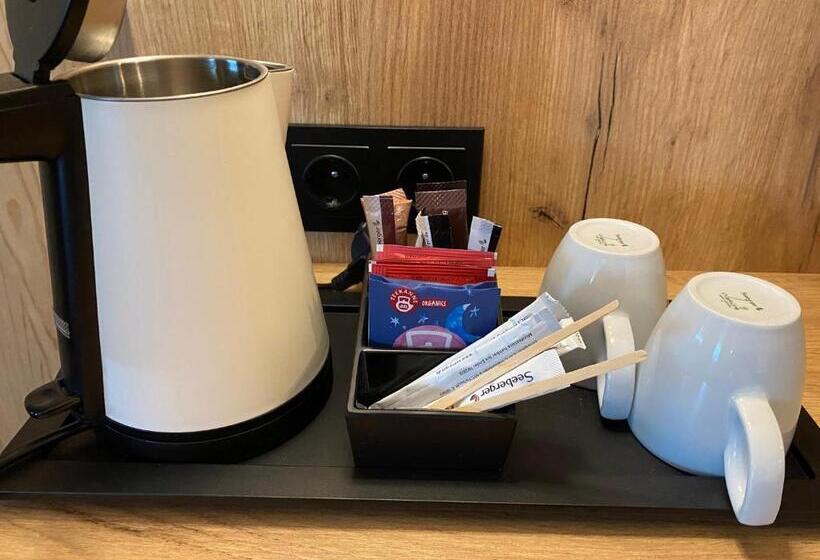 غرفة ديلوكس, Premier Inn Lindau