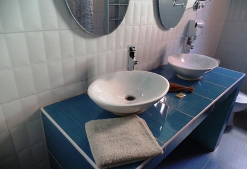 اتاق استاندارد, Maison Lovasoa