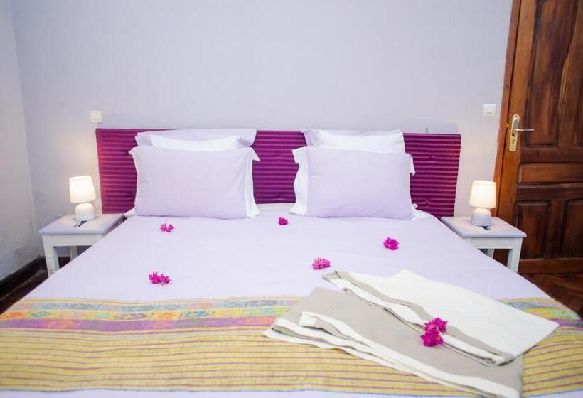 اتاق سوپریور, Maison Lovasoa