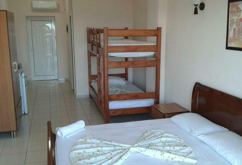 اتاق استاندارد چهار تخته با چشمانداز دریا, Oasis Drymades