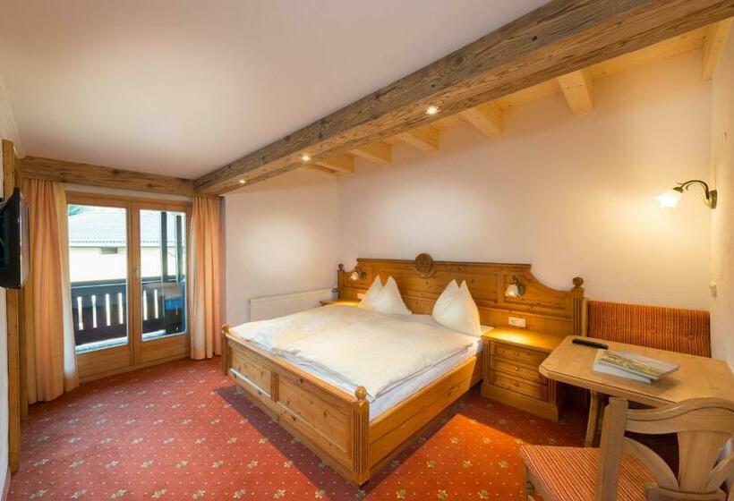 ファミリールーム, Quehenberger