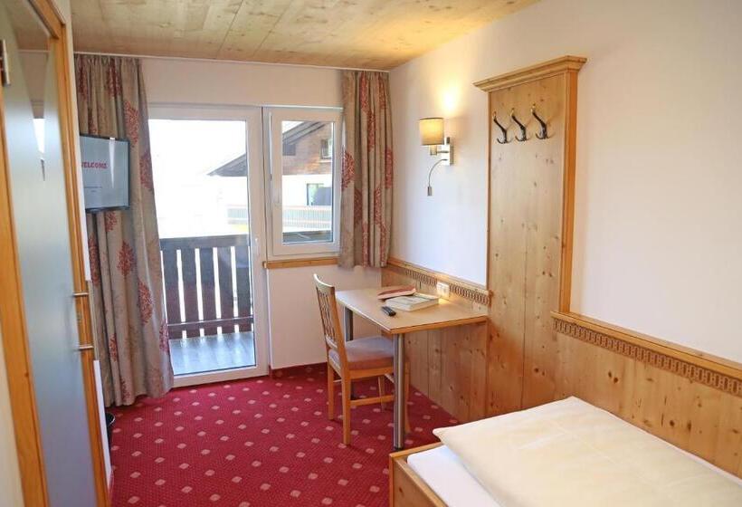 スタンダードシングルルーム, Quehenberger