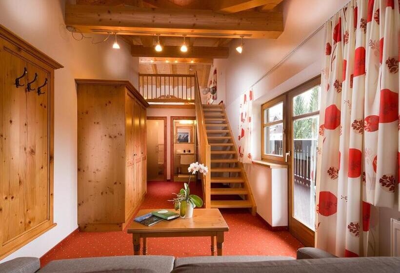 バルコニー付スイート, Quehenberger