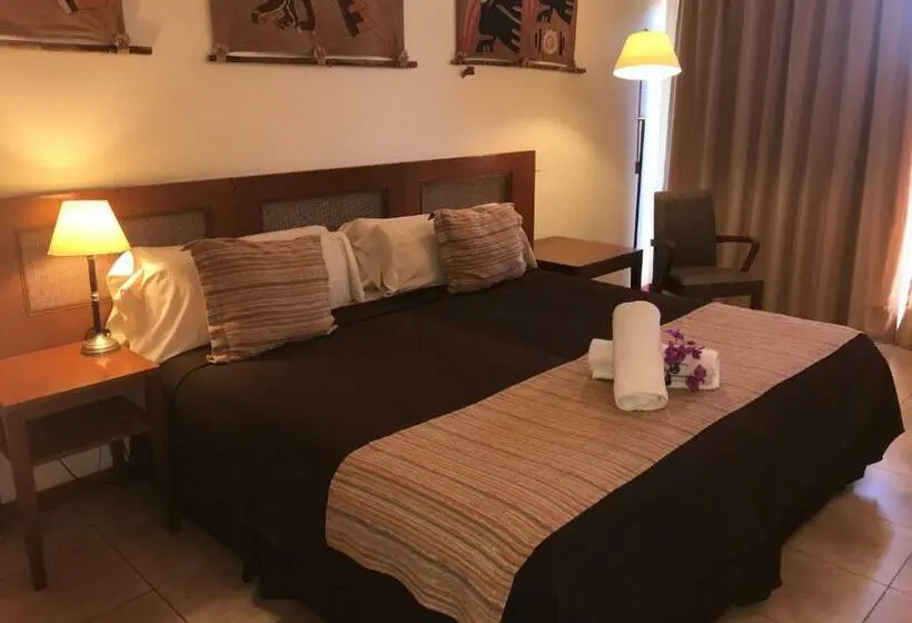اتاق استاندارد, Raices Esturion