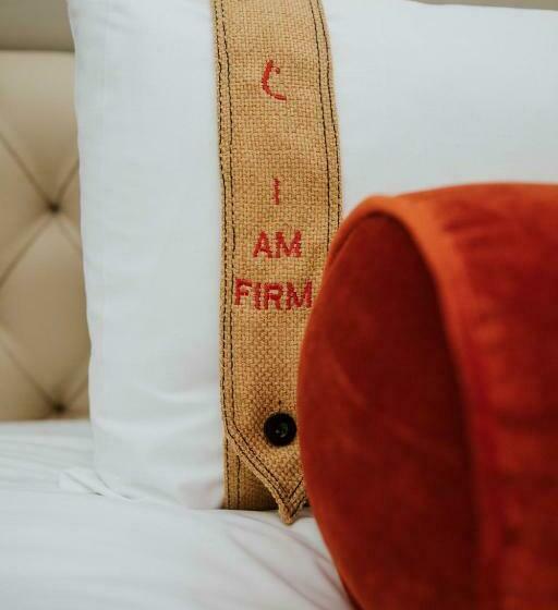 套房, The Lalit London