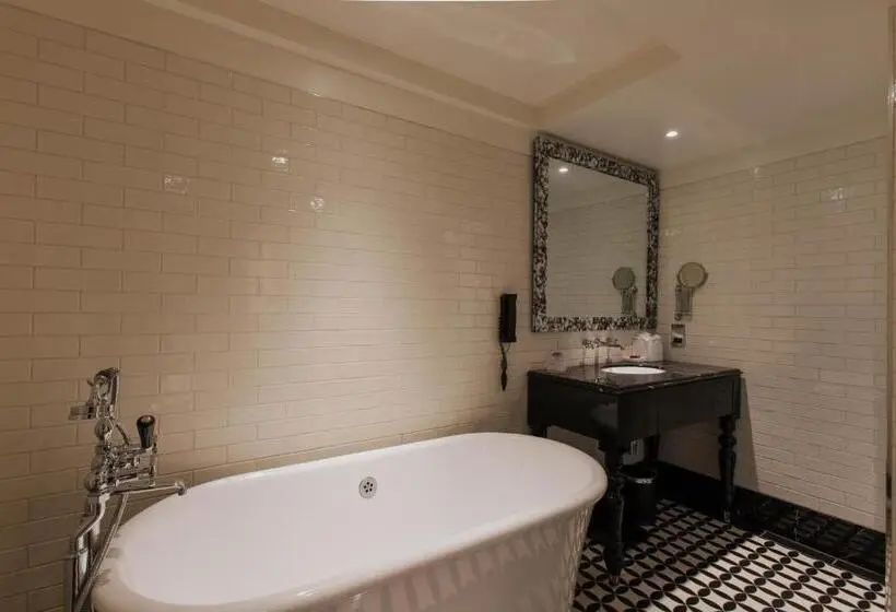 Sviitti, The Lalit London