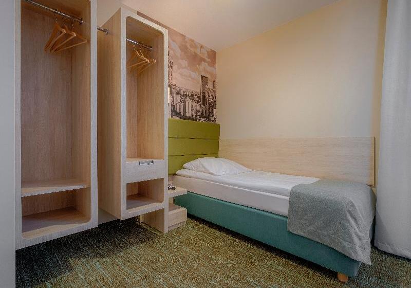 套房, The Lalit London