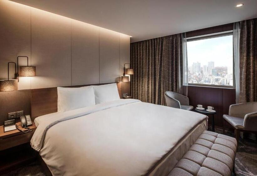 ジュニアスイート, Uri&