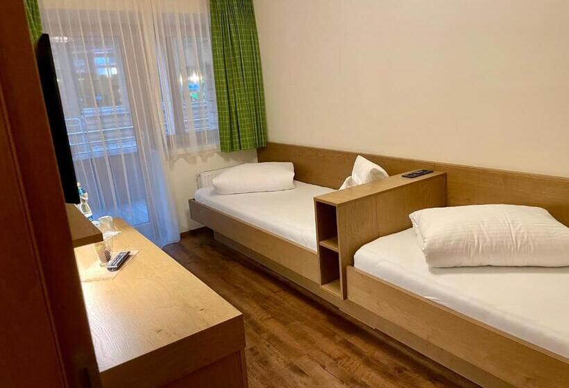 חדר משפחתי, Aktivhotel Tuxerhof