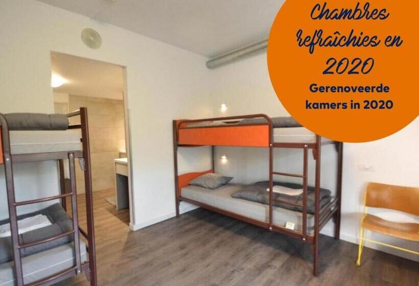 标准三人间, Auberge De Jeunesse De La Roche Champlon