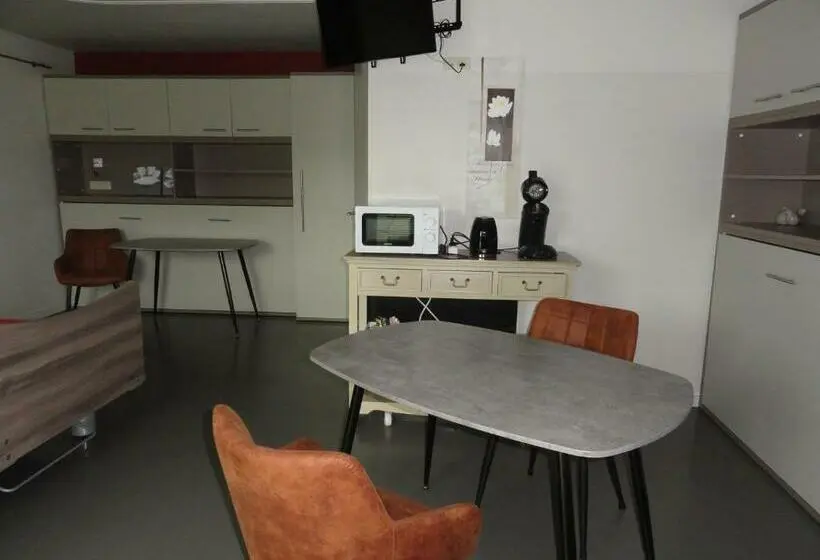 Standard Neljän Hengen Huone, B&b Altijd Genieten