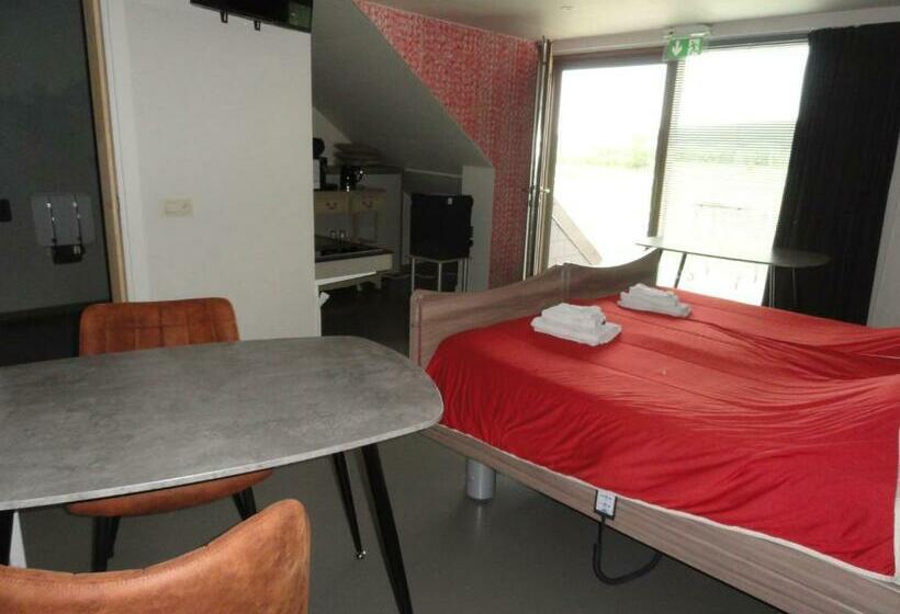 Трехместный Номер Стандарт с Балконом, B&b Altijd Genieten