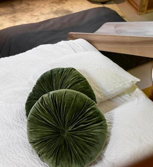 家庭套房, B&b Herenhuis