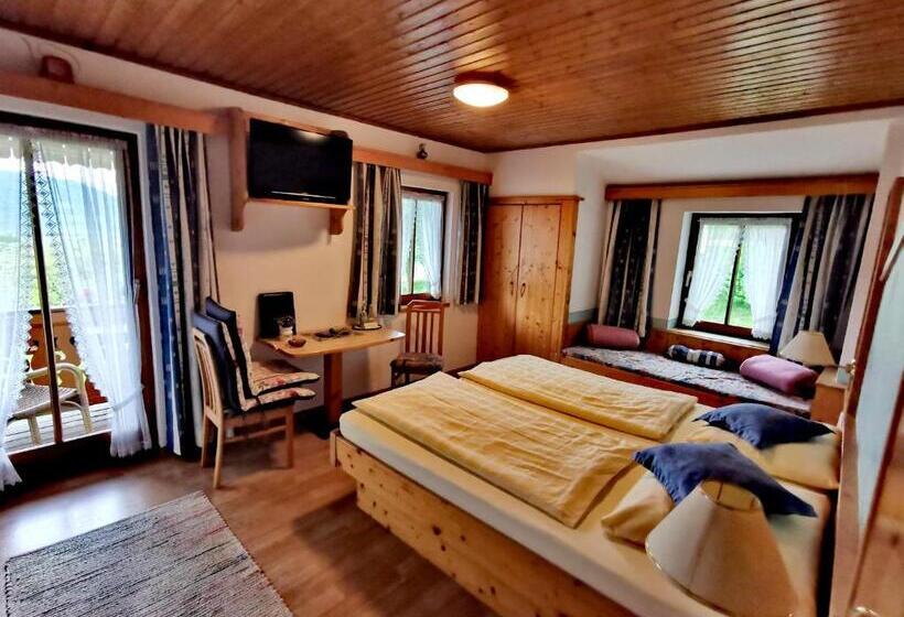 غرفة قياسية مزوَّدة بشُرفة, Landhaus Neubauer   Zimmer