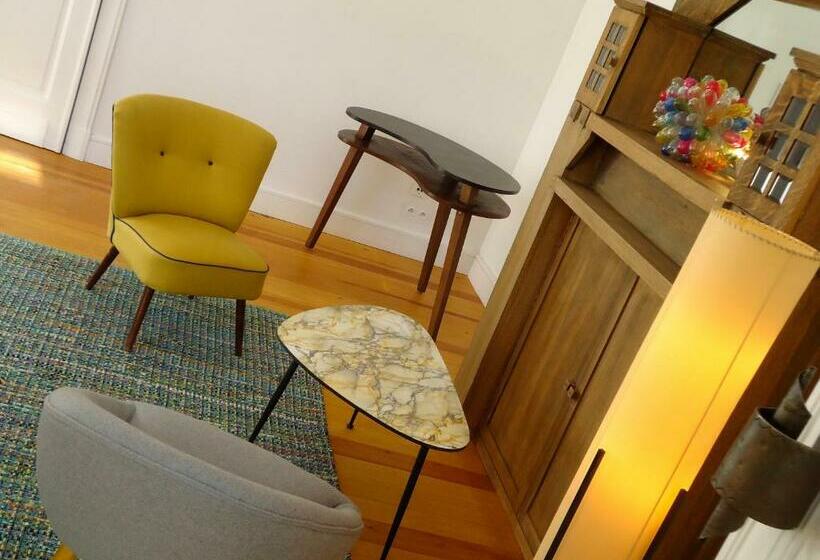 سوئیت با بالکن, Maison Flagey Brussels
