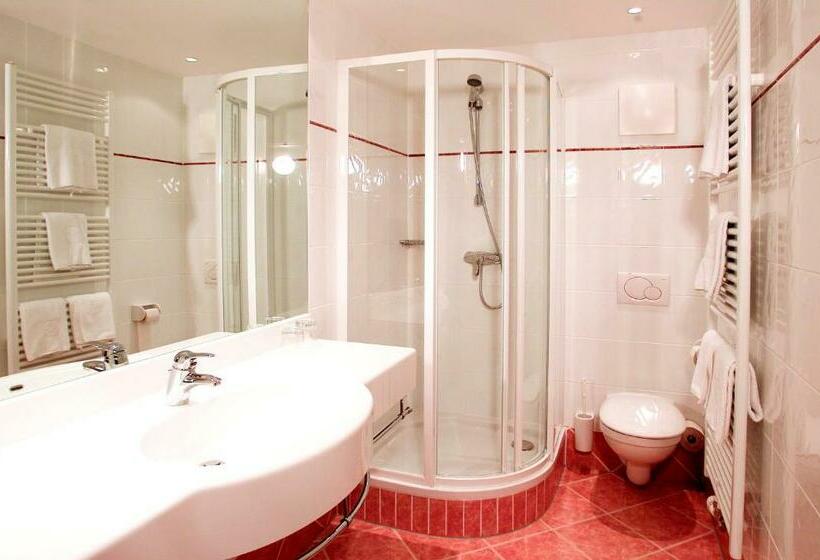 ジュニアスイート, Am Marktplatz   Landgasthof Wratschko   Gamlitz