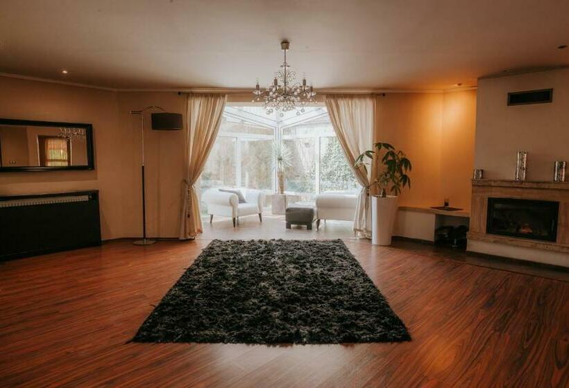 خانه 1 خوابه, Bonaparte