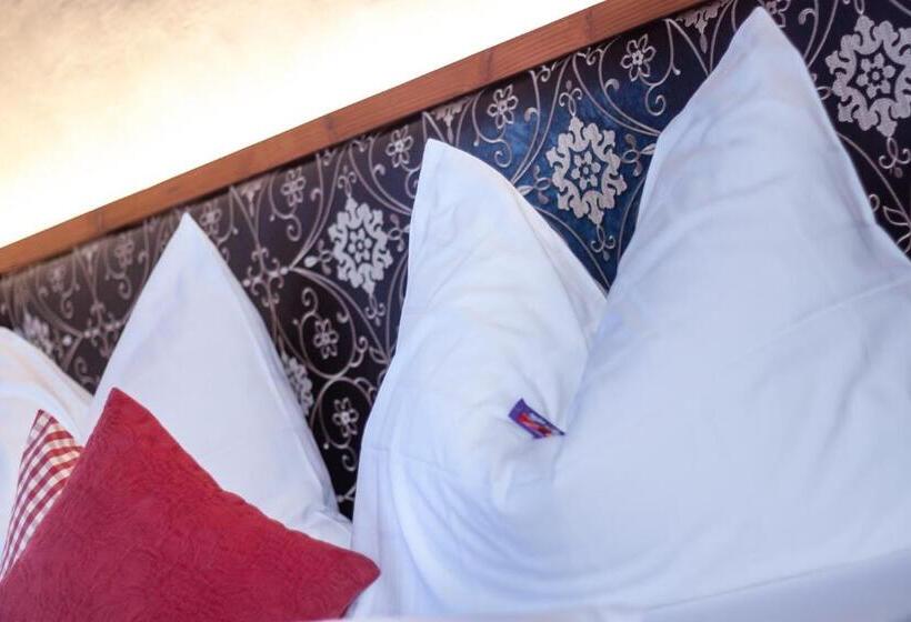 ファミリールーム, Fahrnberger