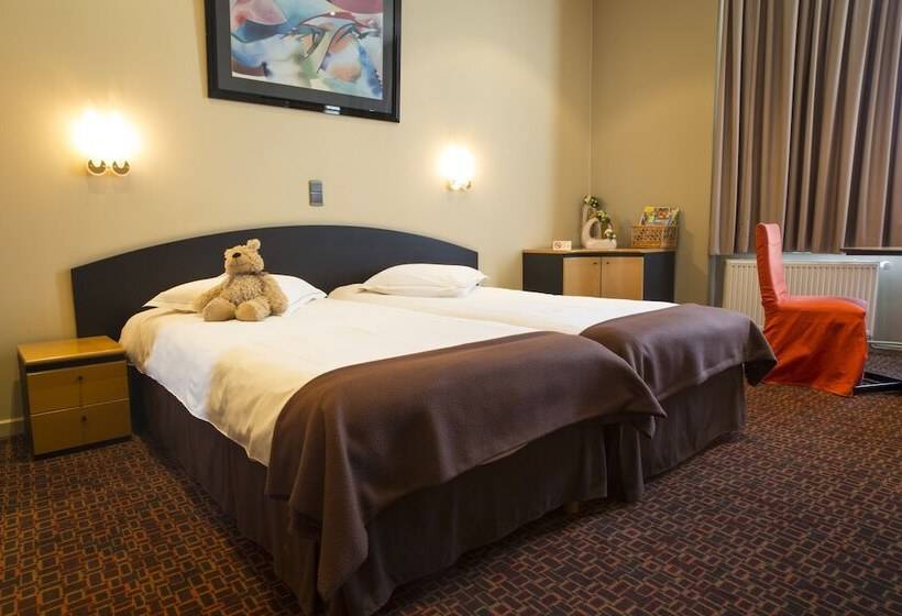 컴포트 룸, Grupello