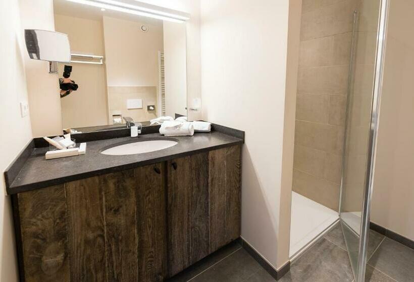 חדר דלוקס, La Barrière De Transinne