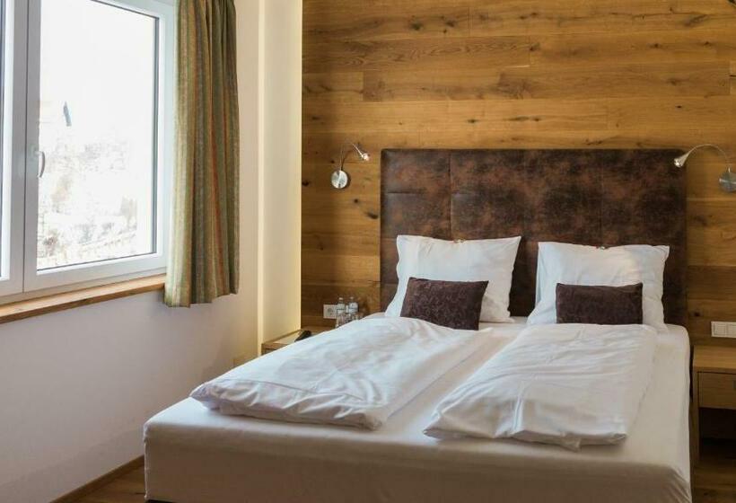 Номер Стандарт, Trippelgut   Schlafgut