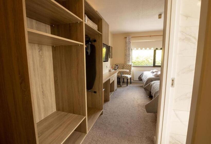 غرفة قياسية ثلاثية, Station House Bed & Breakfast