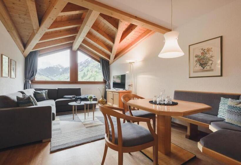 スーペリアファミリールーム, Alpenhotel Montafon & Spa