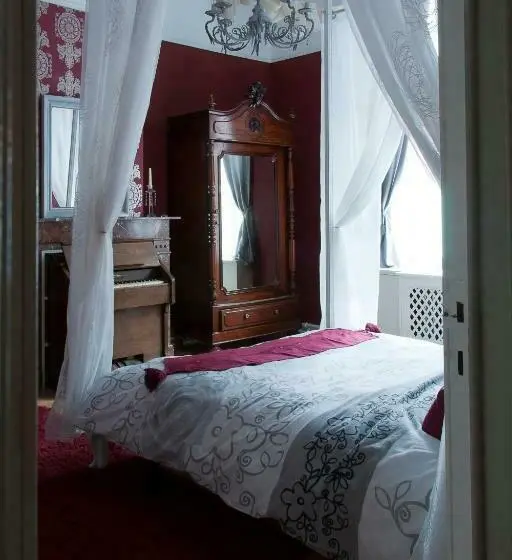 コンフォートルーム, B&b Cambiare
