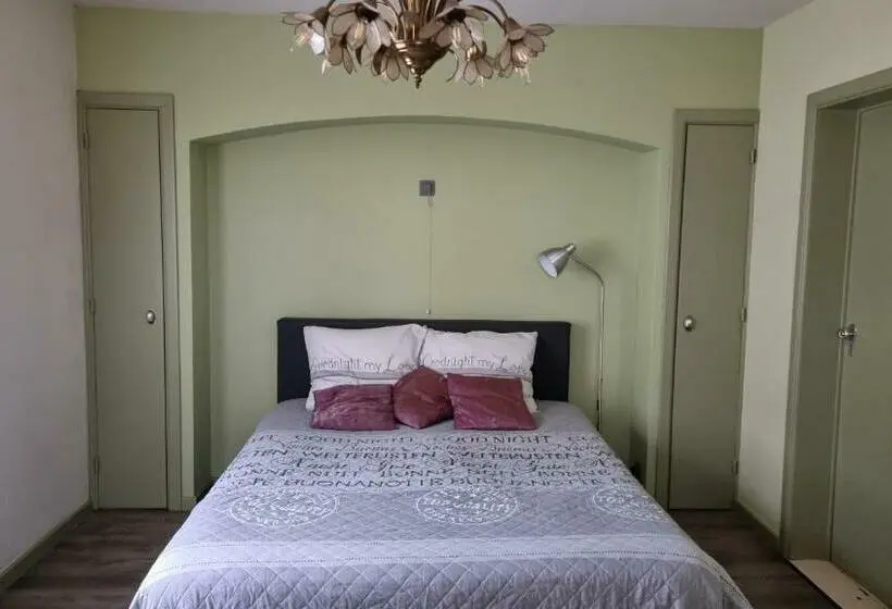 Standard-huone Jaettu Kylpyhuone, B&b Villa Fernadine