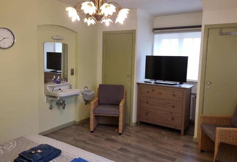 חדר סטנדרט חדר אמבטיה משותף, B&b Villa Fernadine