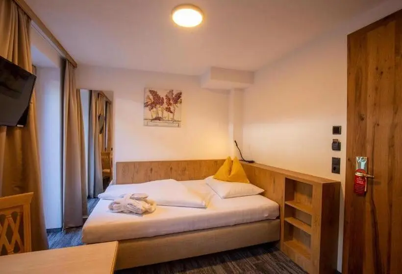 اتاق استاندارد یک نفره, Alpenresidenz Trisanna