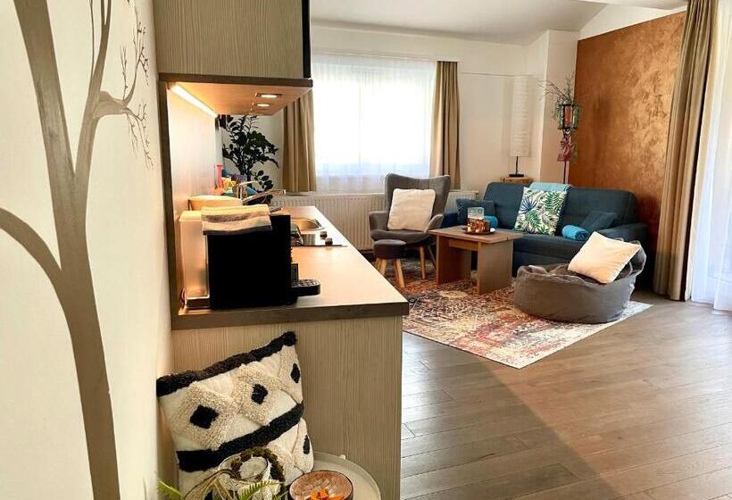 Апартаменты 2 Спальни с Балконом, Aparthotel Bergtraum