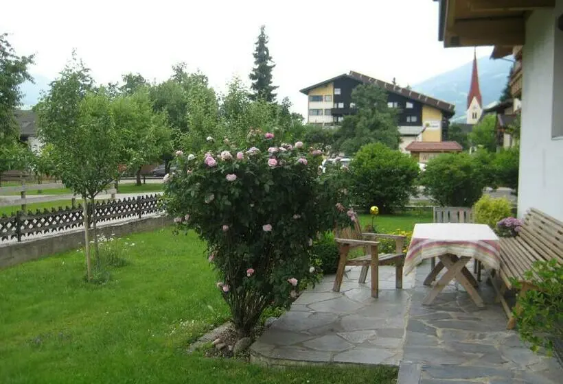 Standard-huone, Haus Christl