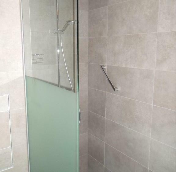 디럭스 룸, Logies Ternier