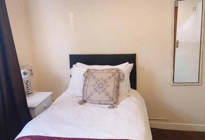 Номер Стандарт Индивидуальный, Mulgrave Lodge