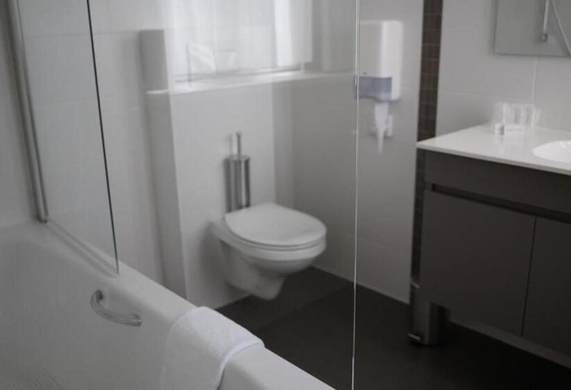 Номер Стандарт, Corner House By Wp Hotels