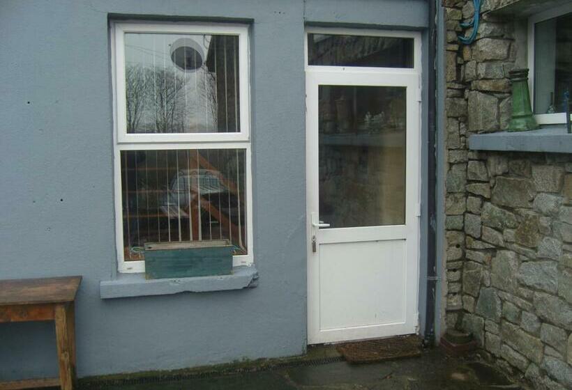 标准工作室, Errisbeg House B&b