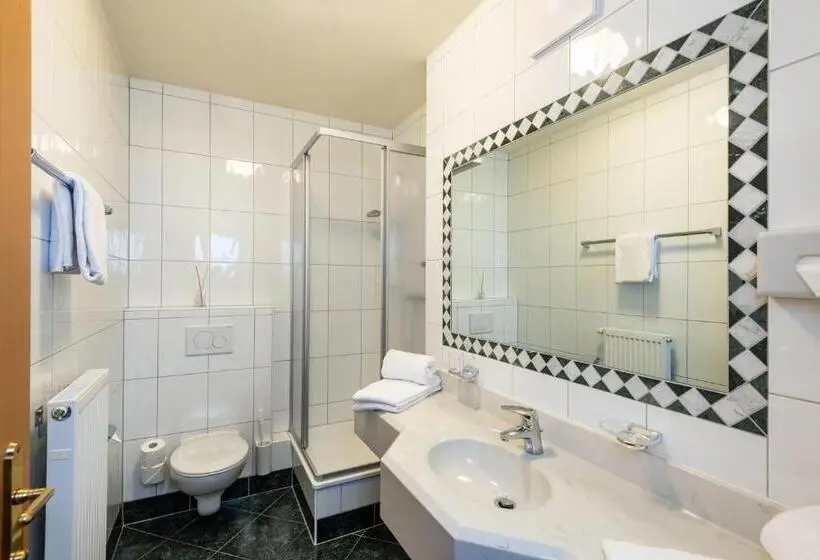 Huoneisto 1 Makuuhuone, & Appartement Auerhahn