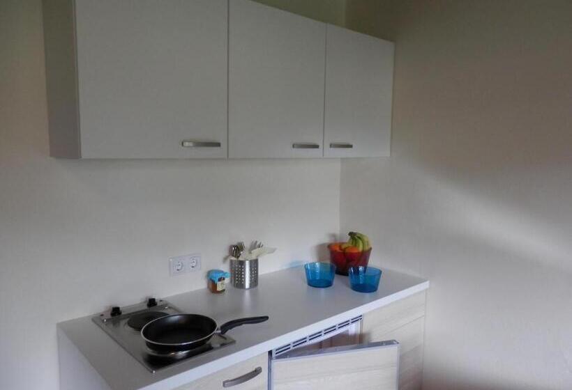 סוויטה משפחתית, Dahoam By Sarina Rooms & Suites